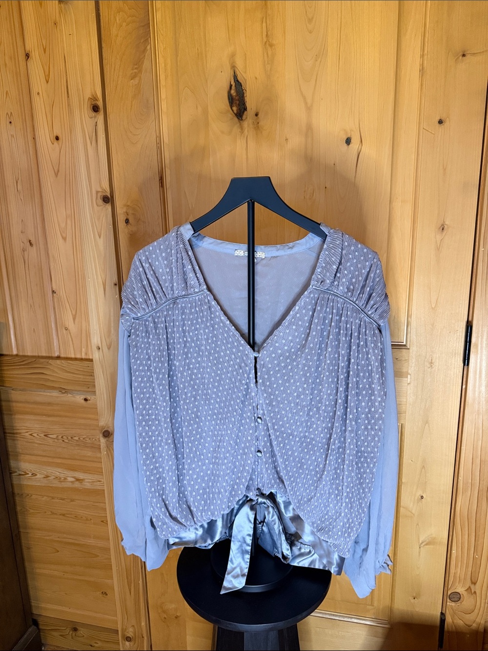 gimmicks by BKE Dusty Lavender V-Neck Button-Front Blouse with Tie